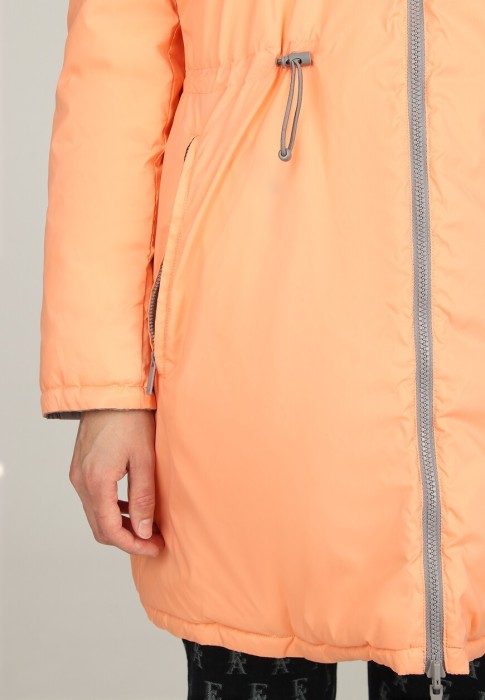 куртка  из италии вид сбоку