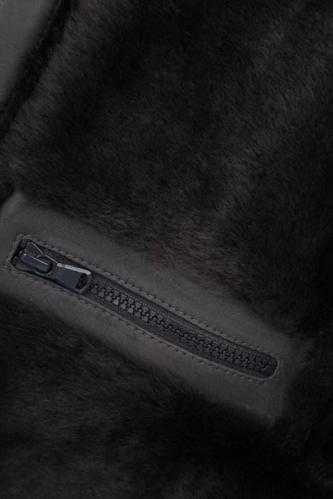 куртка  для взрослого возраста с изнаночной стороны