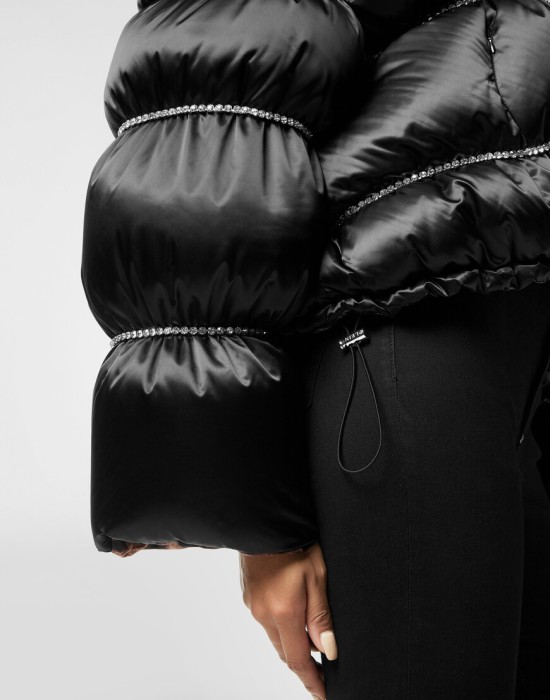 Продукция для женщин фото