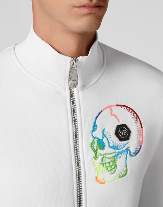 куртка  из проверенных материалов спереди