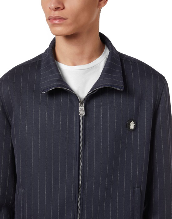 куртка  из проверенных материалов спереди