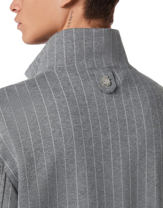 куртка  из проверенных материалов спереди