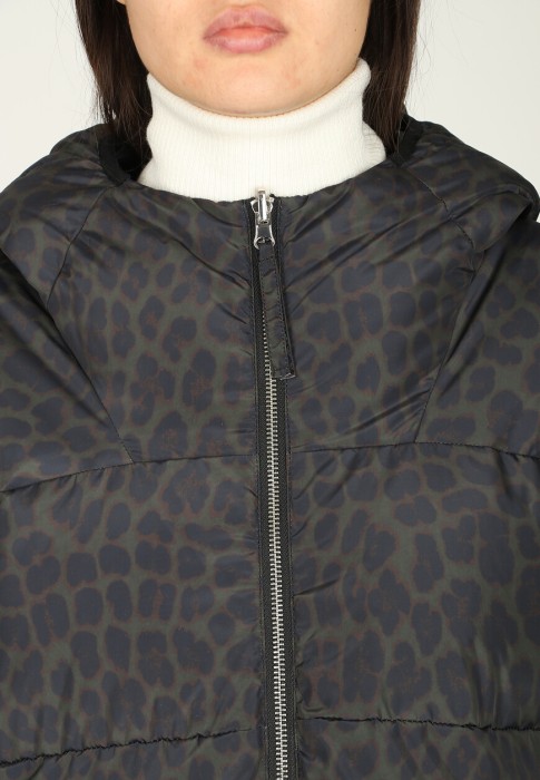 куртка  универсального стиля с лицевой стороны