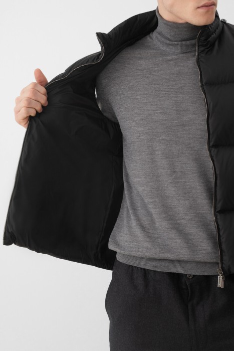 куртка  для взрослого возраста с изнаночной стороны