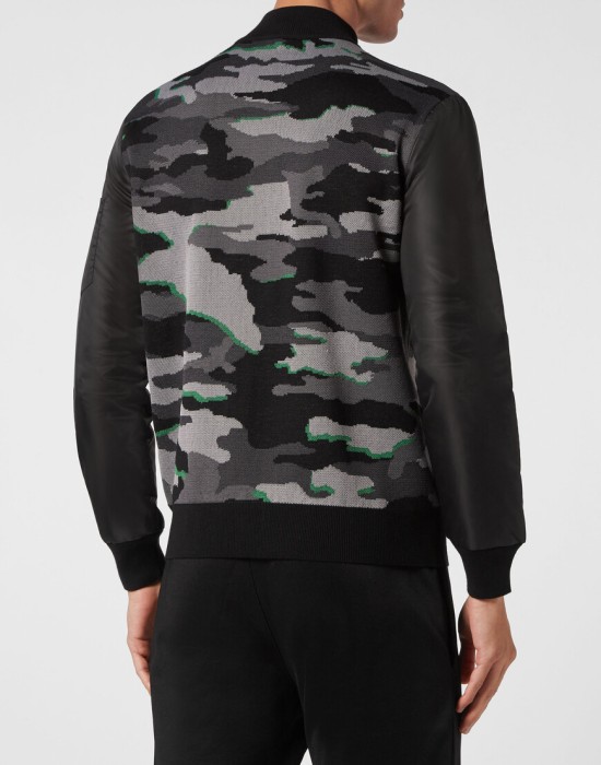 куртка  из италии вид сбоку