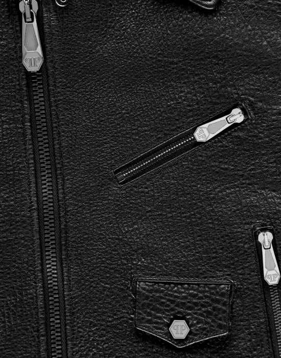 куртка  из америки вид сбоку