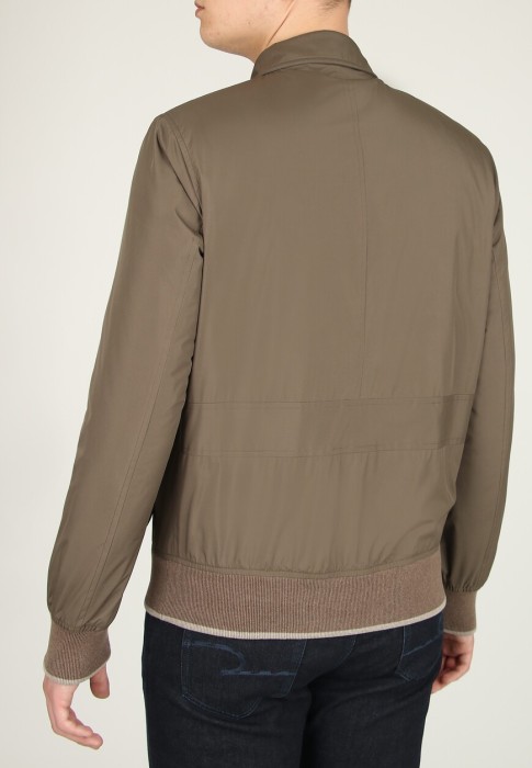 куртка  из италии вид сбоку