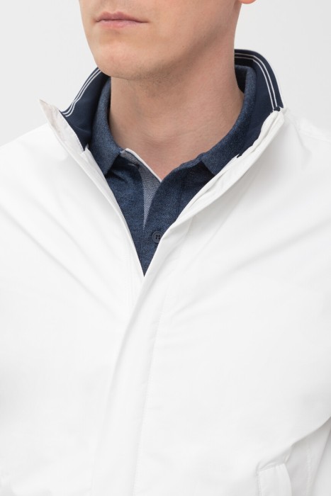 куртка  из италии вид сбоку