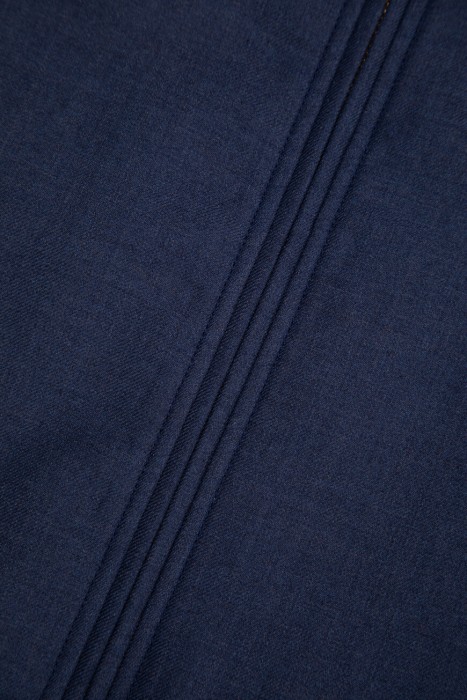 Товар синего цвета с внутренней стороны