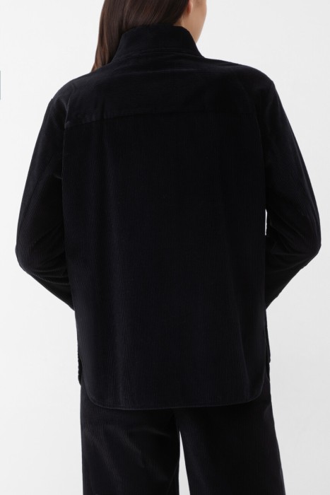 куртка  от бренда max mara вид слева