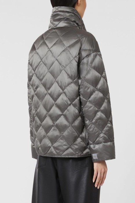 куртка  от бренда max mara вид слева