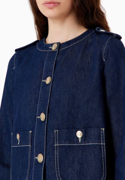 куртка  из проверенных материалов спереди