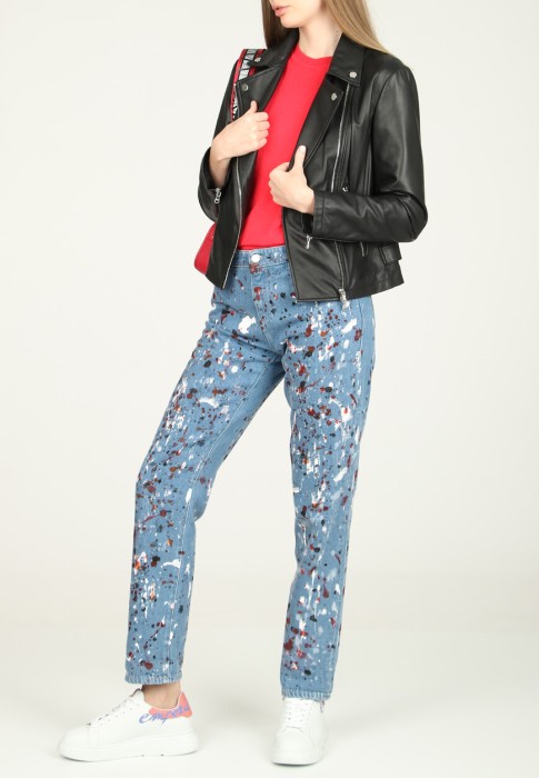 куртка  по цене 68285 руб вид справа