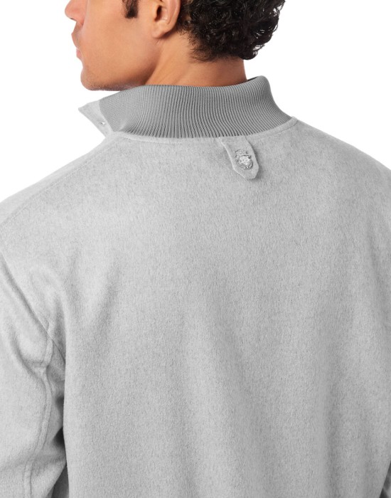 куртка  из проверенных материалов спереди