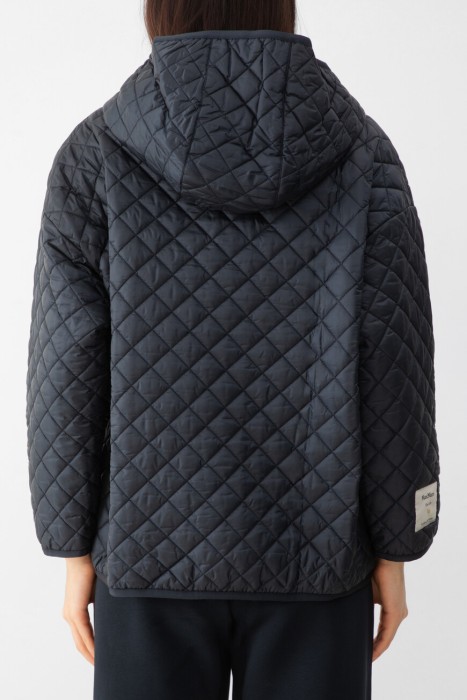 куртка  от бренда max mara вид слева