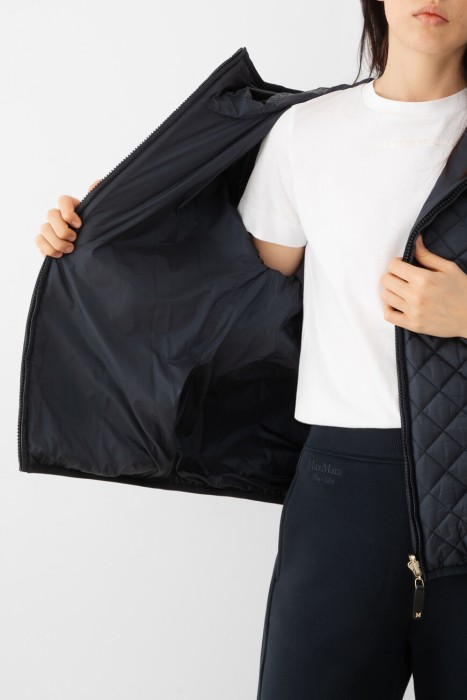 куртка  из шерсти спереди