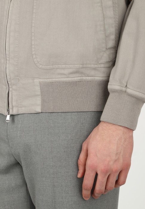 куртка  из проверенных материалов спереди