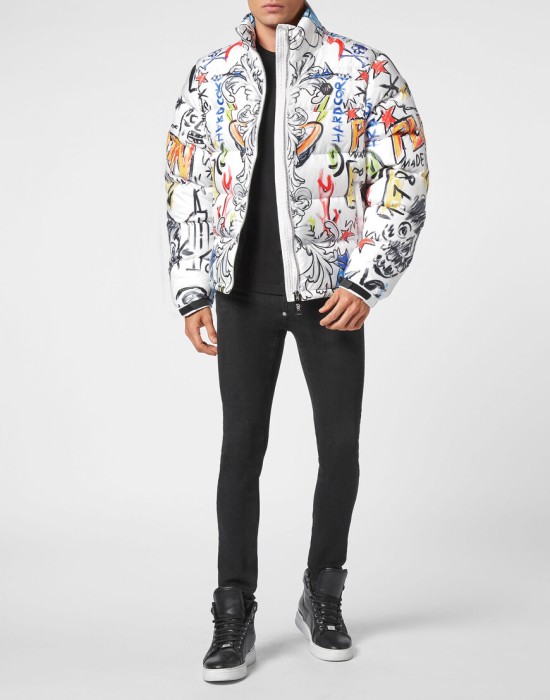 куртка  по цене 84336 руб вид справа