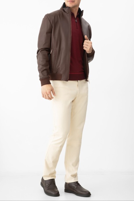 куртка  повседневного стиля с лицевой стороны