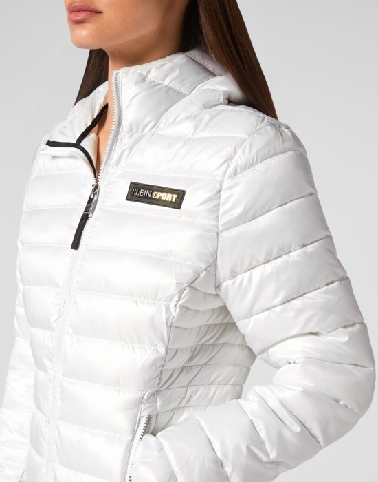 куртка  из проверенных материалов спереди