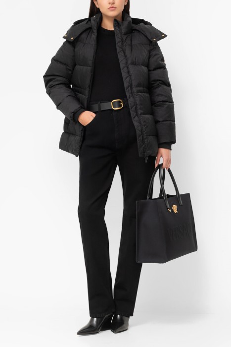 Продукция для женщин фото