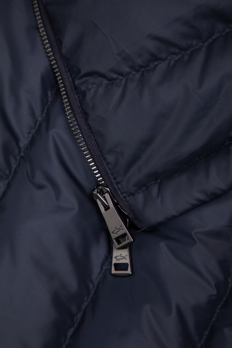 куртка  вид сзади