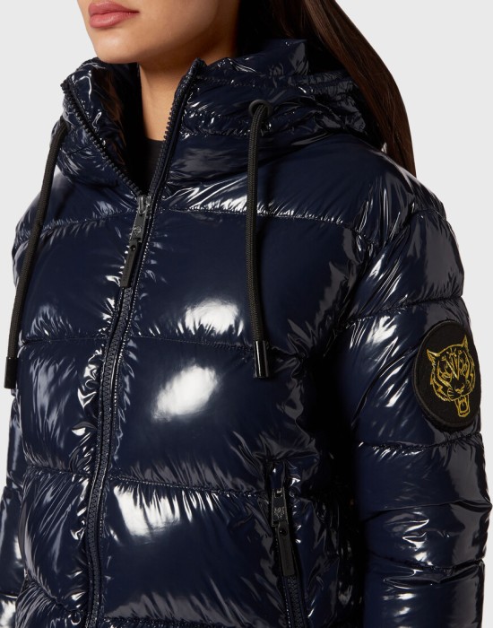 куртка  из проверенных материалов спереди