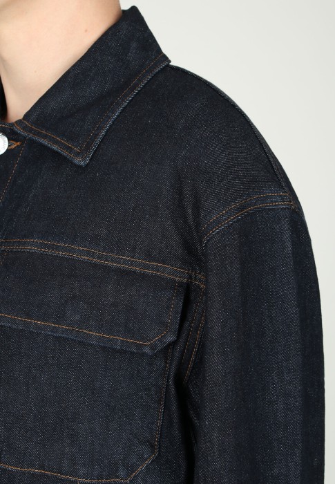 куртка  из проверенных материалов спереди