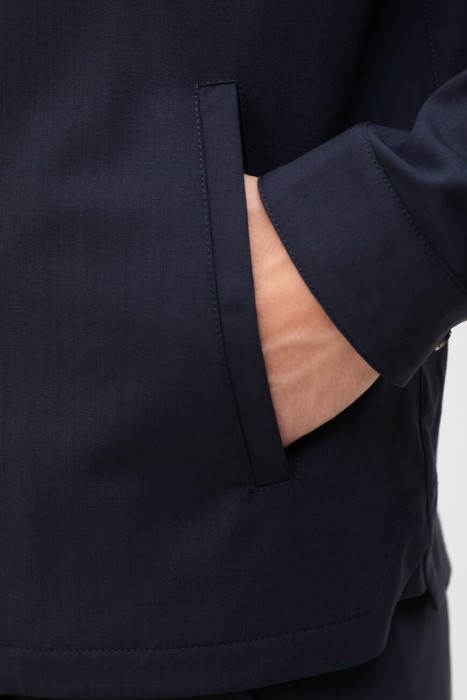 куртка  из франции вид сбоку