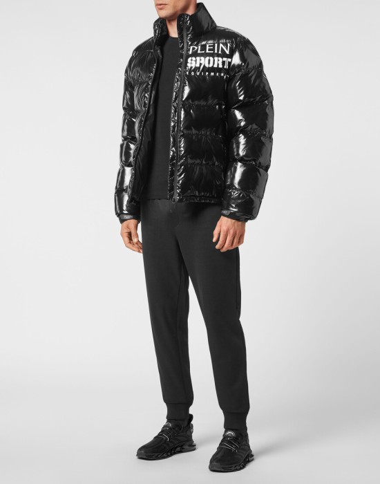 куртка  по цене 35880 руб вид справа