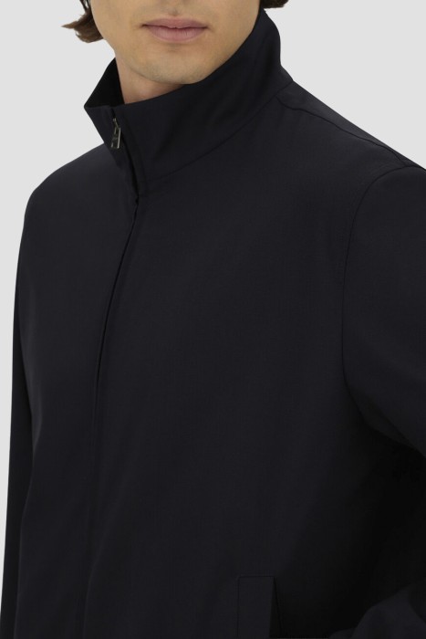 куртка  из франции вид сбоку