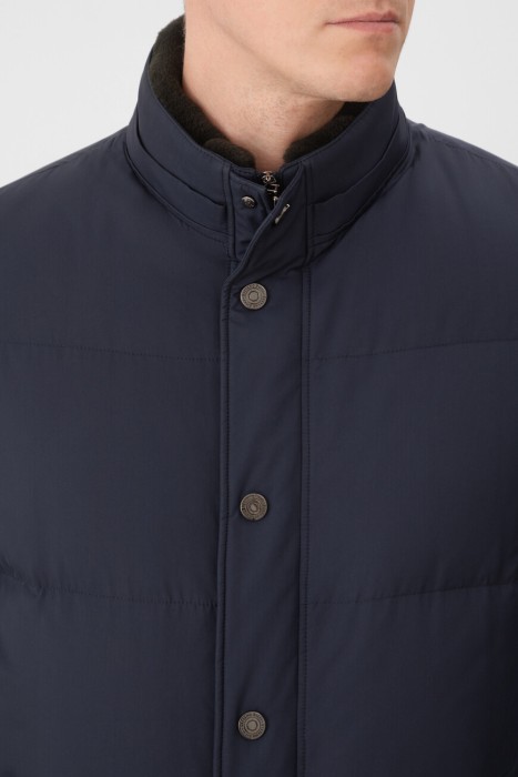 куртка  из англии вид сбоку