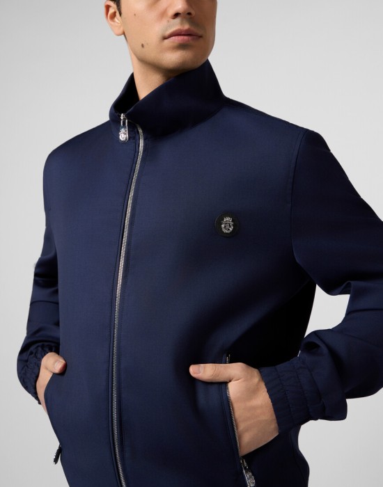 куртка  из проверенных материалов спереди