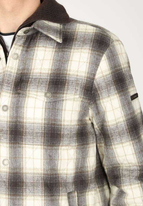 куртка  для взрослого возраста с изнаночной стороны