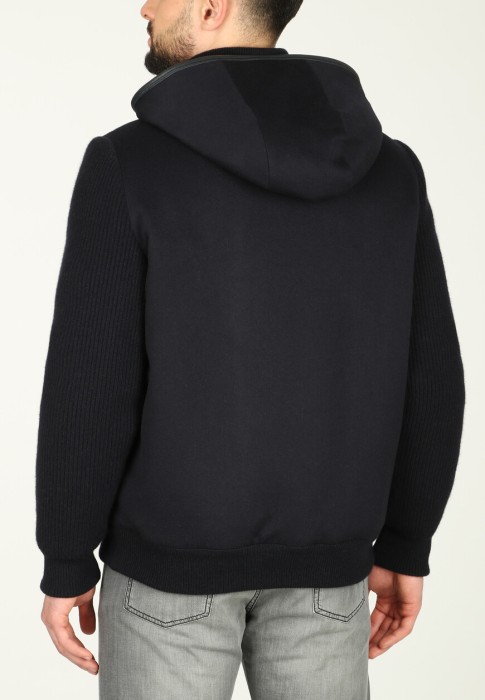 куртка  из италии вид сбоку