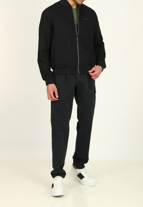 куртка  от бренда aeronautica militare вид слева