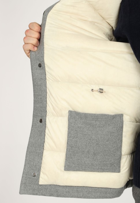 куртка  для взрослого возраста с изнаночной стороны