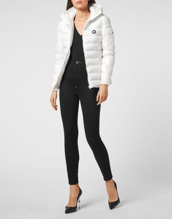 куртка  по цене 58335 руб вид справа