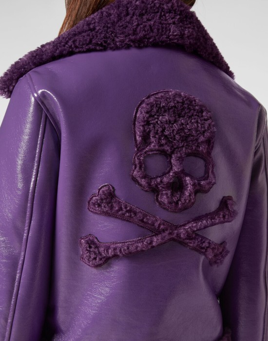 Товар сиреневого цвета с внутренней стороны