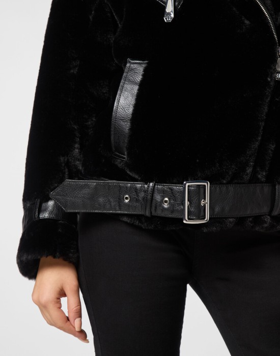 куртка  из проверенных материалов спереди