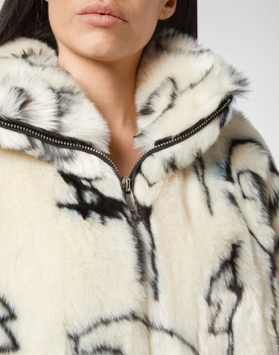 куртка  из проверенных материалов спереди