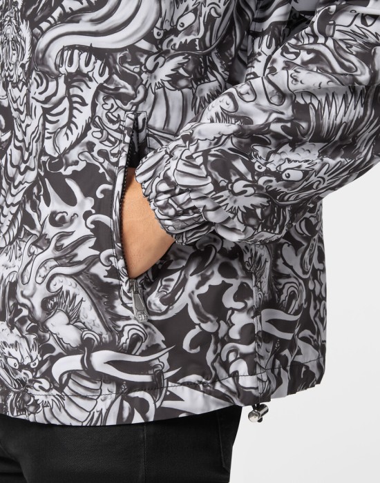 куртка  из проверенных материалов спереди