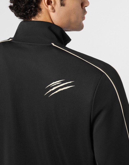 куртка  из проверенных материалов спереди