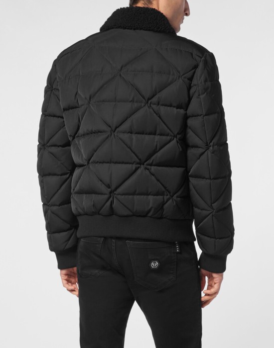 куртка  из америки вид сбоку