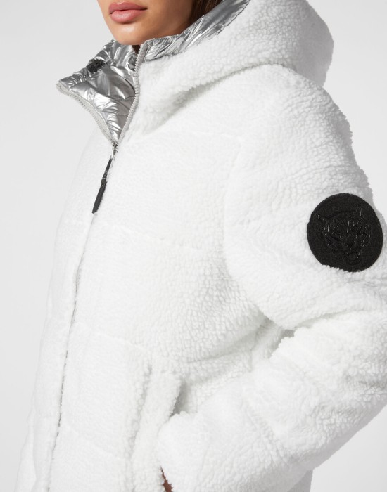 Продукция для женщин фото