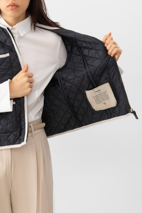 куртка  из шерсти спереди