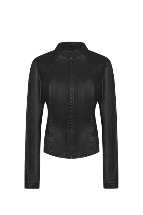 Товар с артикулом DD43049 PERA BLACK вид сзади