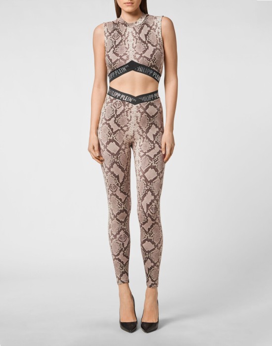 Товар серого цвета с внутренней стороны