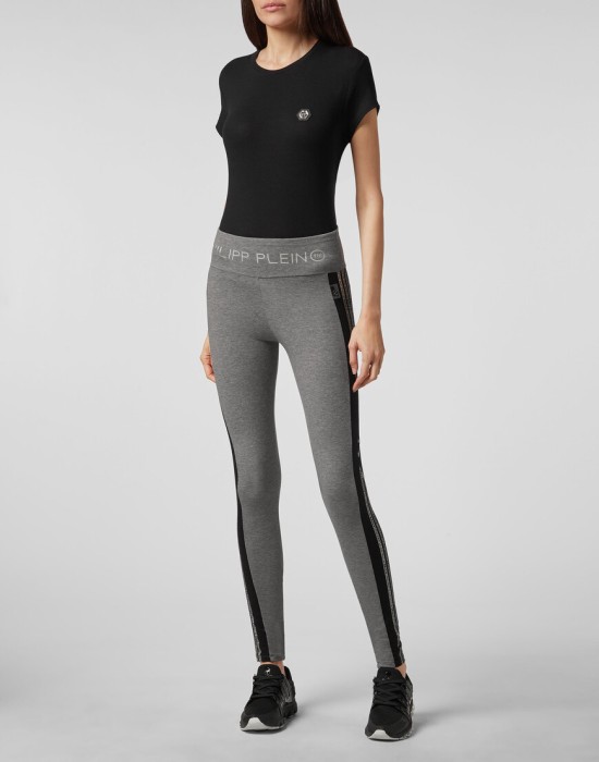 Товар серого цвета с внутренней стороны