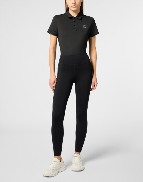 Товар черного цвета с внутренней стороны